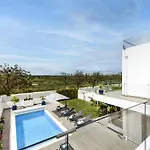 Holiday home Serena